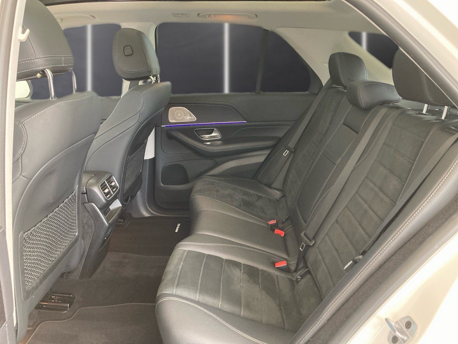 Fahrzeugabbildung Mercedes-Benz GLE 450 AMG 4M*Airmatic*Distro*Pano*HUD*AHK*360°