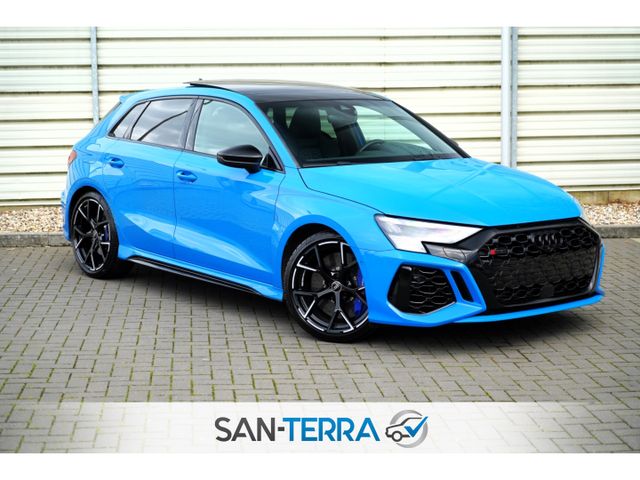 Audi RS3 2.5 TFSI DSG QUATTRO KERAMIK*PANO*B&O*MATRIX