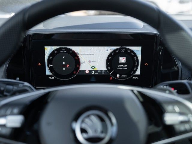 Kodiaq 2.0 TDI Selection 4x4 DSG AHK+MATRIX+HUD+
