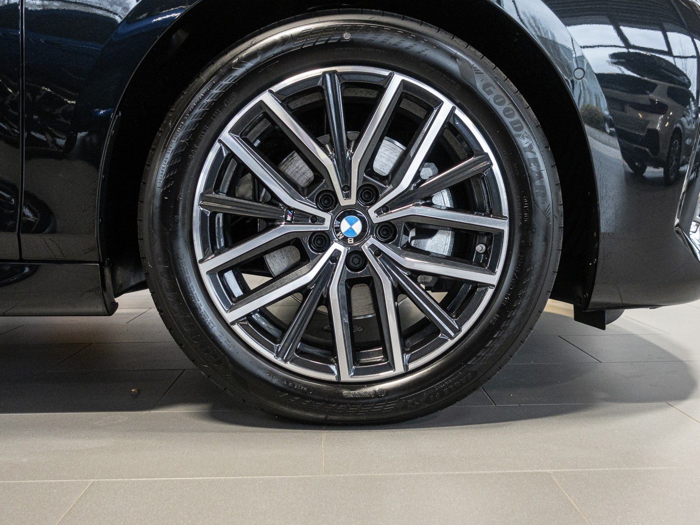 BMW 218 Active Tourer - Bild 3