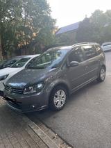 Volkswagen Touran 1.6 TDI DSG Highline BlueMotion Tech ... - Volkswagen Touran: TDI Bluemotion