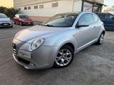 Alfa Romeo ALFA ROMEO MiTo 1.6 JTDm 16V Distinctive - silberne Alfa Romeo MiTo