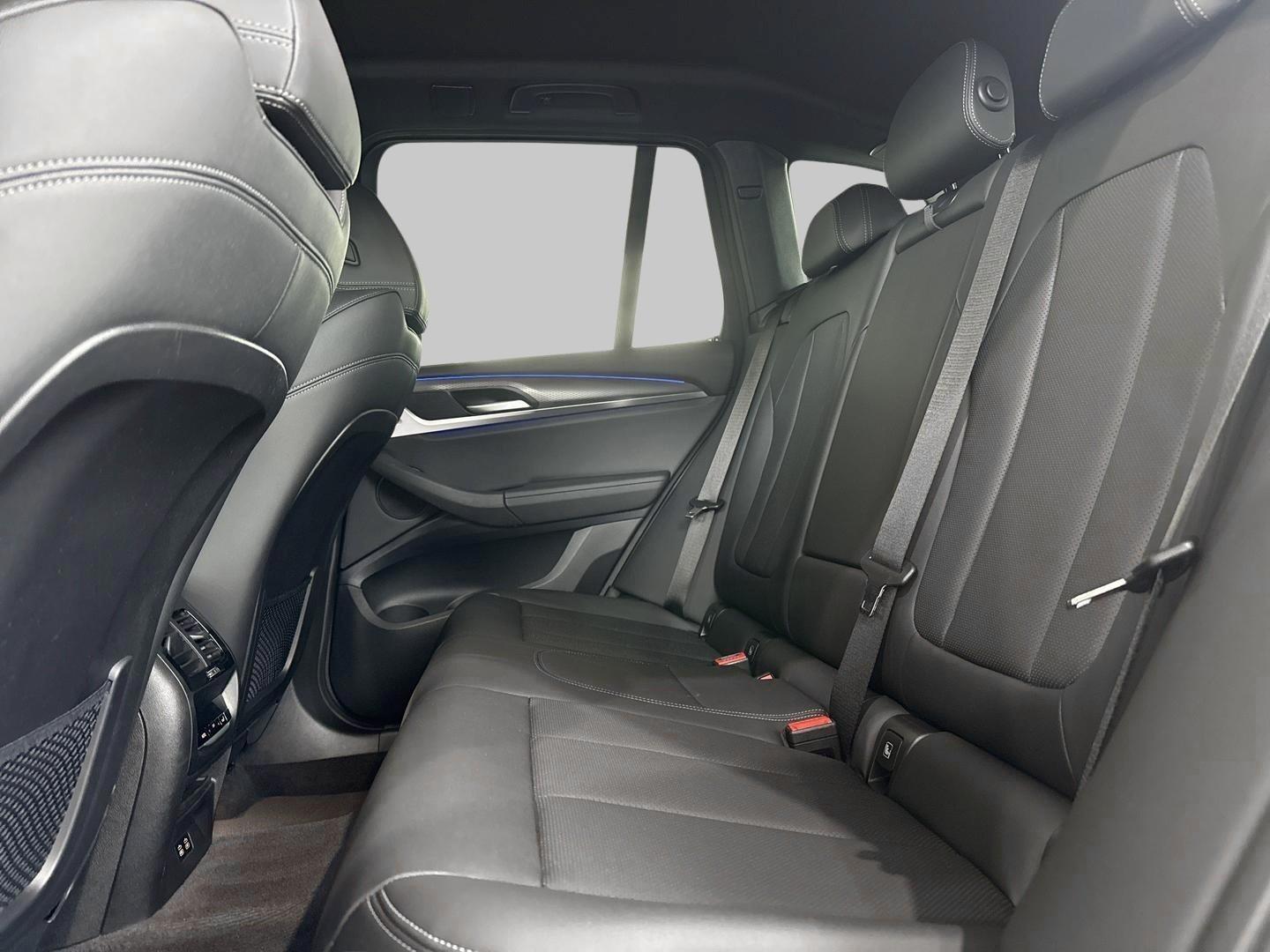 BMW X3 xDrive 20i Sportpaket Navi Digitales Cockpit 