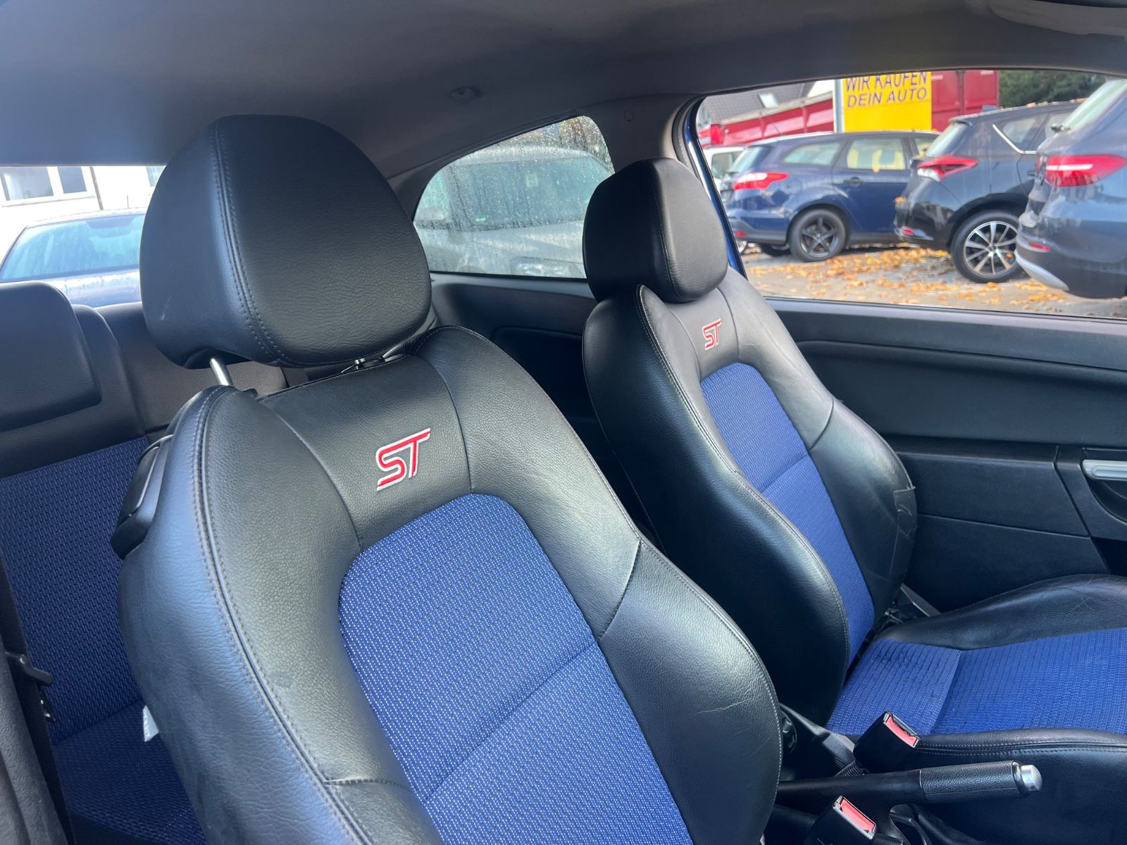 Fahrzeugabbildung Ford Fiesta ST Sport 2.0 150PS