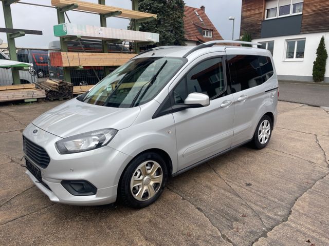 Ford Tourneo Courier Trend