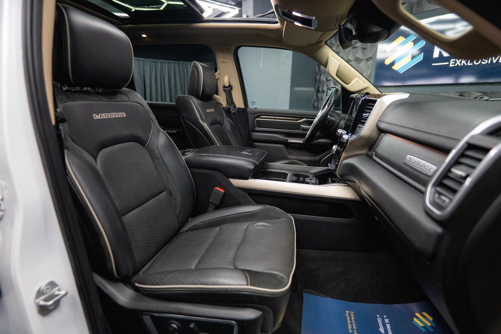 Fahrzeugabbildung Dodge RAM 5.7 V8 HEMI 4x4 LARAMIE LPG *Unfallfrei*Pano