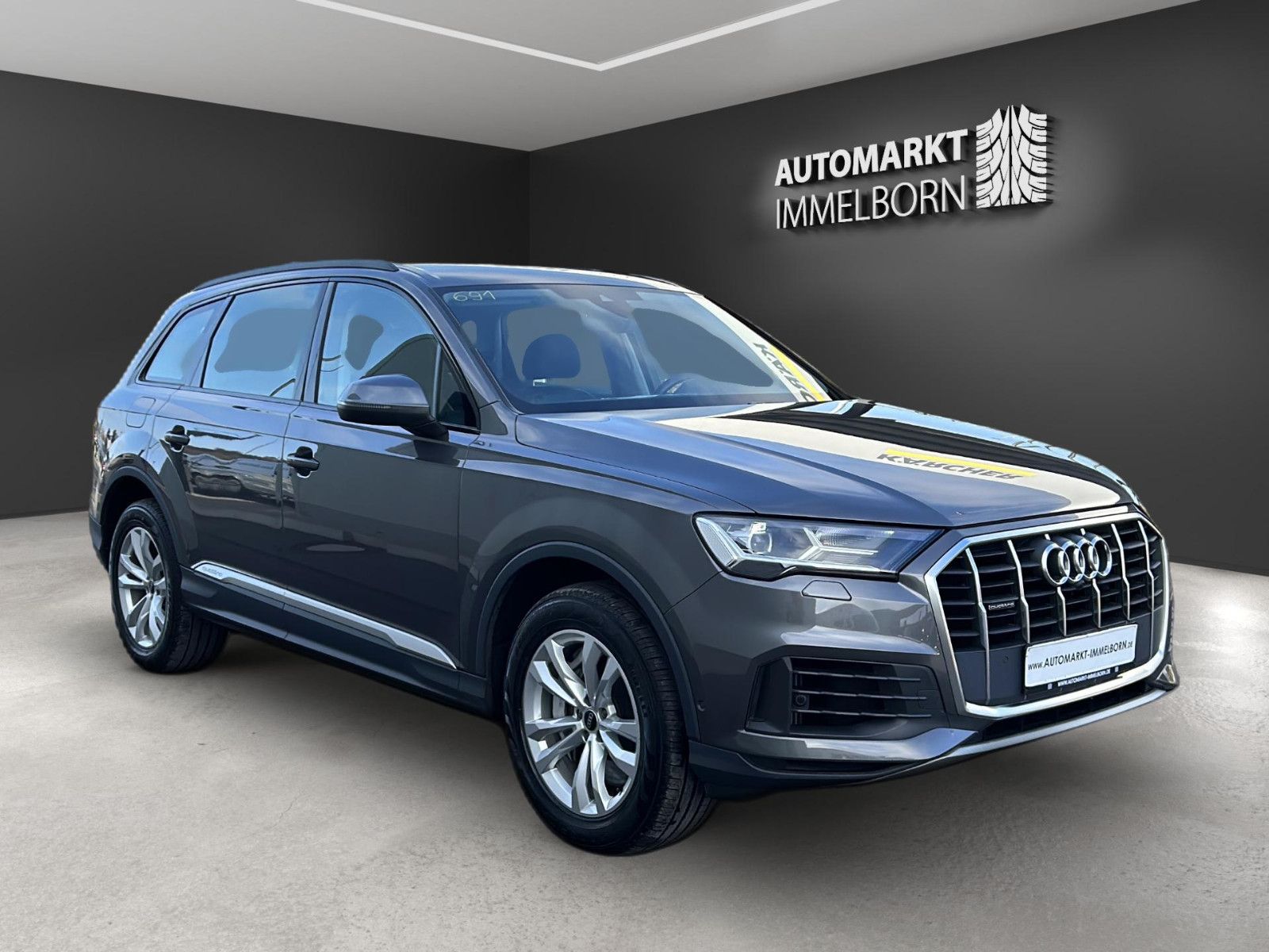 Audi Q7 - 1