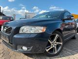 Volvo V50 1,6D Kombi  Klimaanlage,Leder,1-Hand,FESTPR! - Volvo V50 mit Diesel-Antrieb: Kombi
