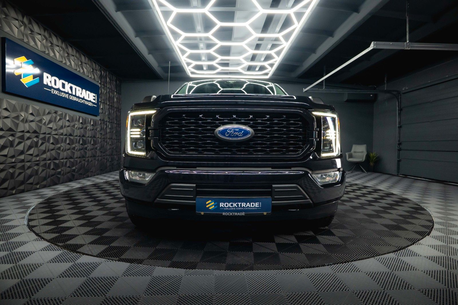 Fahrzeugabbildung Ford F150 5.0L V8 4x4 Offroad  SuperCrew RAPTOR 19%