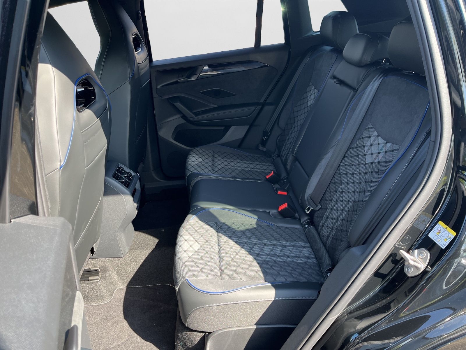 Volkswagen Tiguan - Bild 15