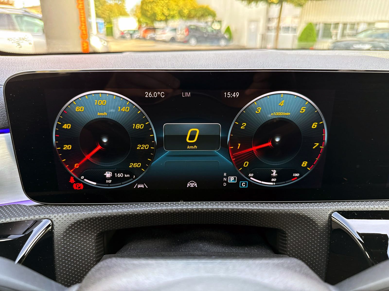 Fahrzeugabbildung Mercedes-Benz A250 4Matic Advanced AMG-Line HUD 360° ACC AMBI