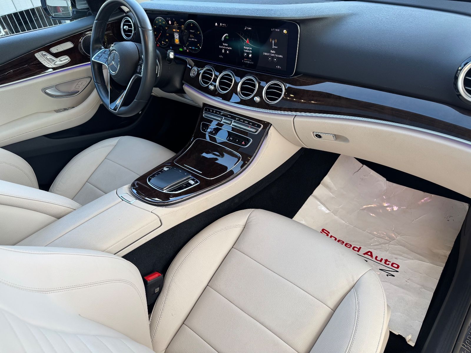 Mercedes-Benz E 450 4Matic Avantgarde/360°/WIDESCREEN/ABC/NAVI foto 14