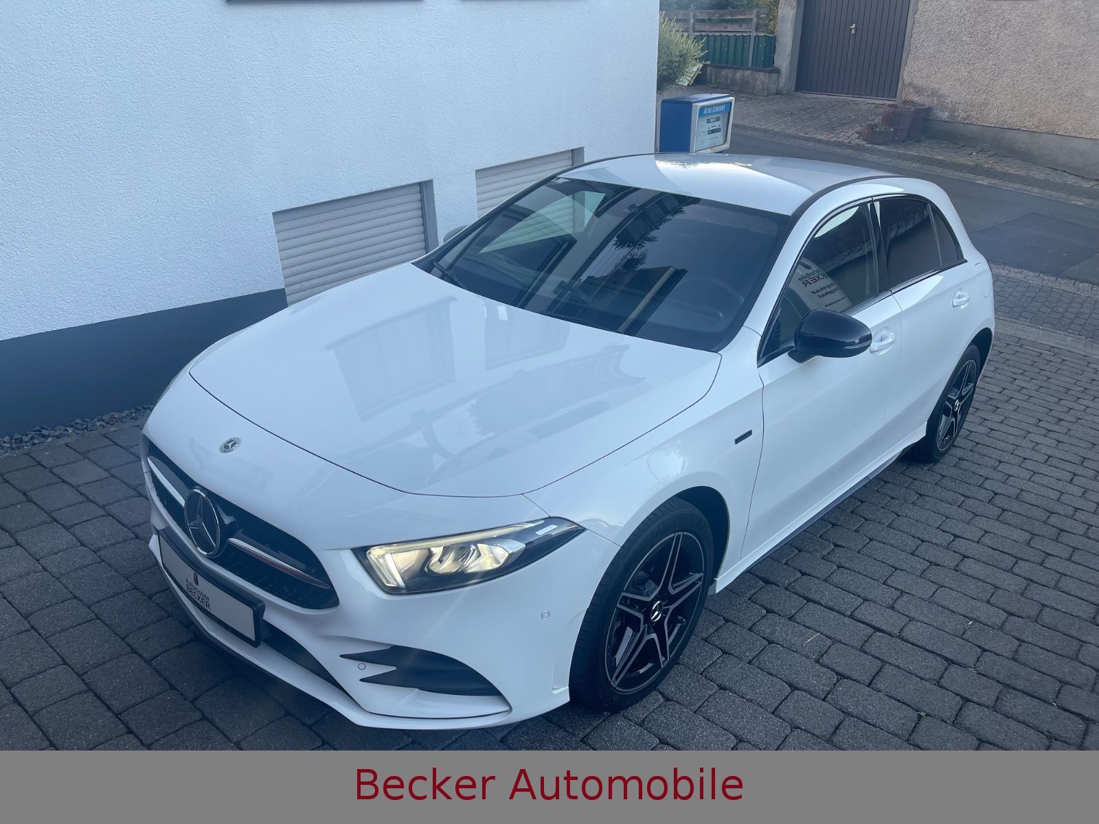 Mercedes-Benz A 250 e Edition 2020 SONDERMODELL AMG-LINE NIGHT foto 3