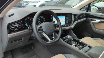 Volkswagen Touareg - 6