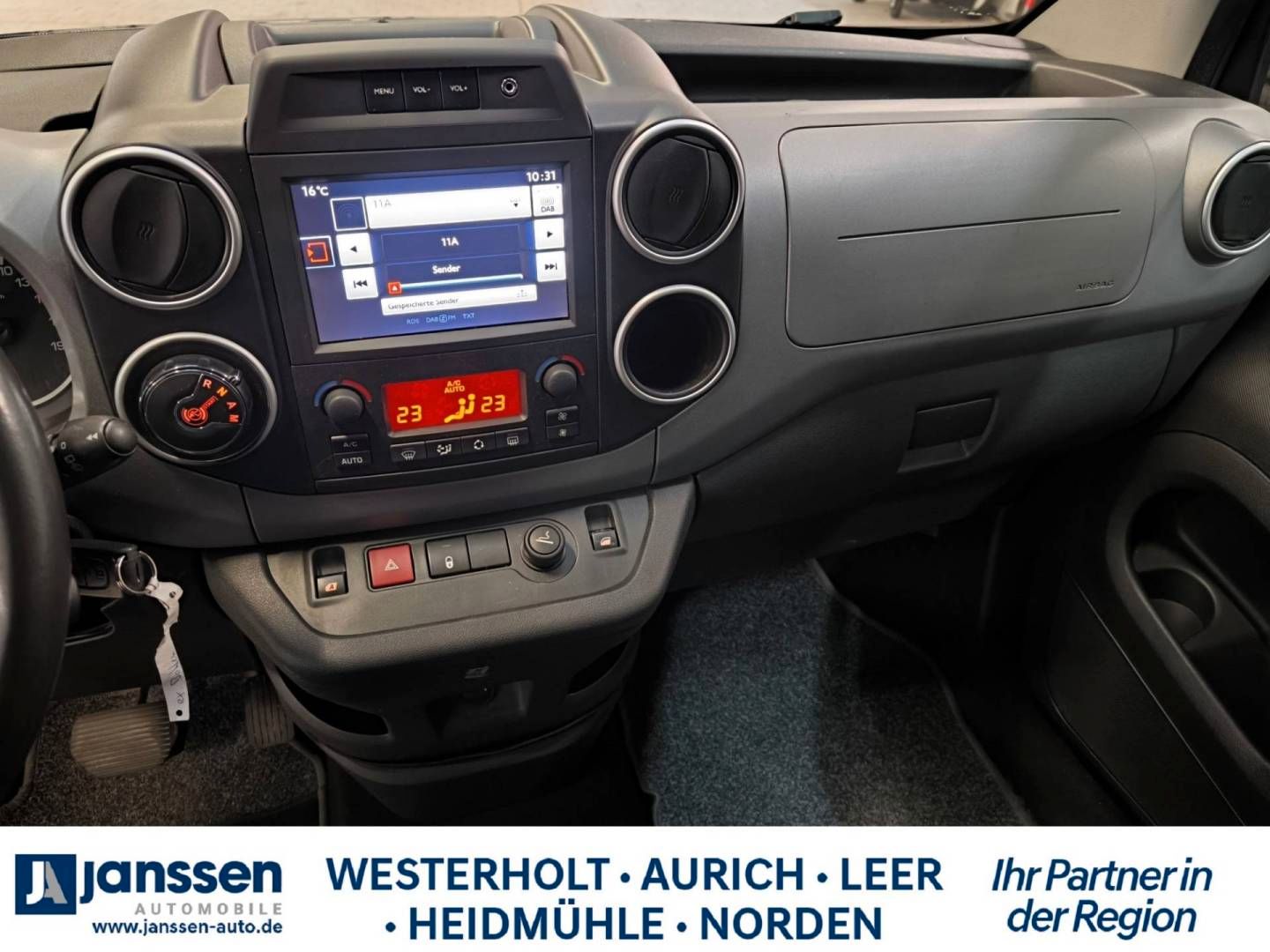 Fahrzeugabbildung Citroën Berlingo Multispace BlueHDi SELECTION