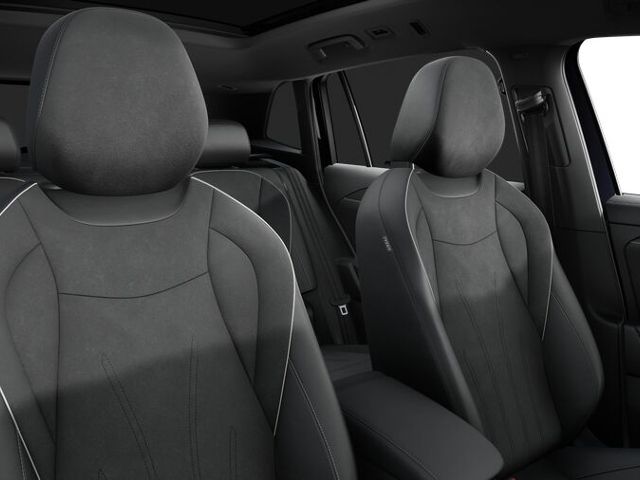 Fahrzeugabbildung Volkswagen Tiguan 1.5 eHybrid DSG Elegance PANO HD-MATRIX S