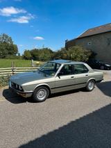BMW E 28 520i - BMW 520: E28 520i