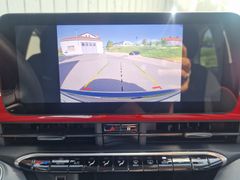 Fahrzeugabbildung Fiat 500e Red Komfort 23,8 kWh SiHz PDC RFK Tempo DAB