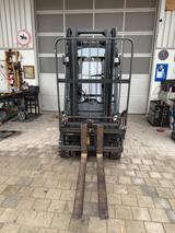 Linde E20PH Zinkenversteller und Seitenschieber - Linde E20