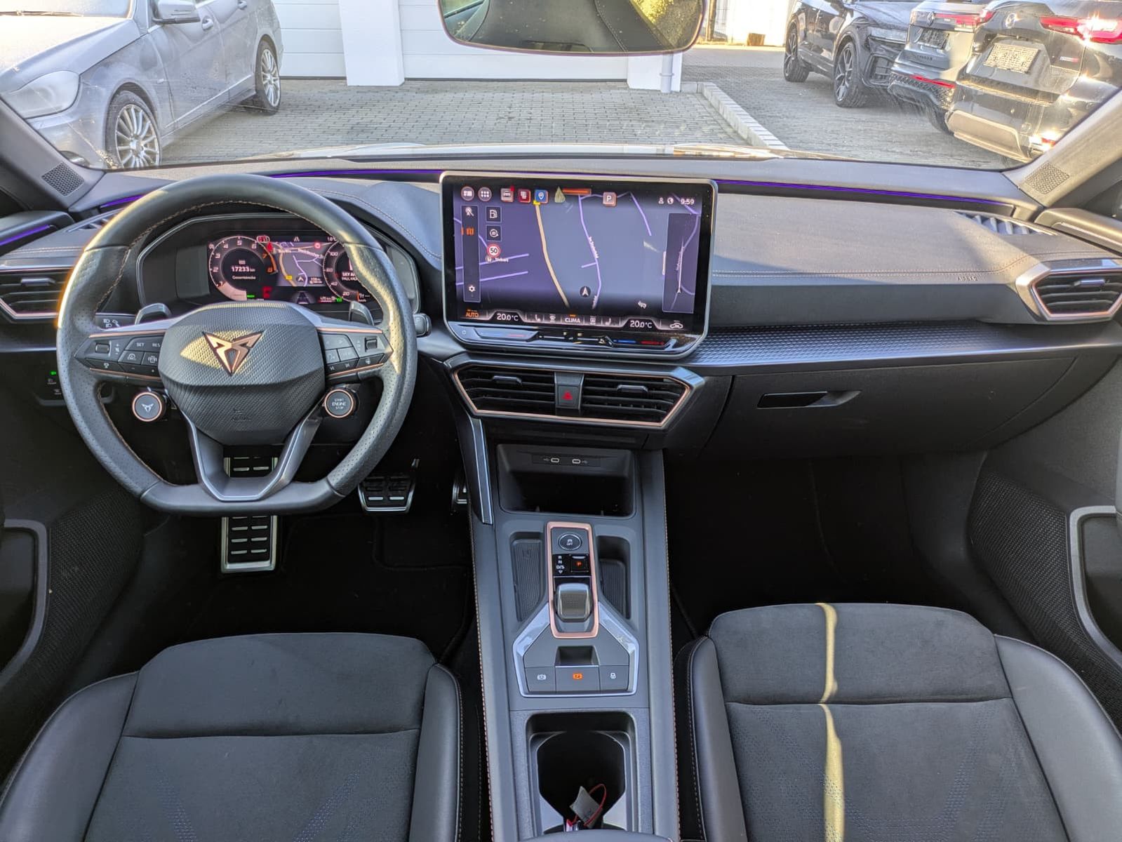 Fahrzeugabbildung CUPRA Leon 1.5 eTSI EDGE DSG*ACC*KAM*18"5JGARANTIE