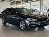 BMW 520i Sport Line Touring Aut. LED NAVI LEDER - BMW 520 mit Benzin-Antrieb: Automatik