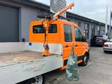 Volkswagen CRAFTER 50 PRITSCHE DoKa LADEKRAN AHK STANDHZG - Ladekran