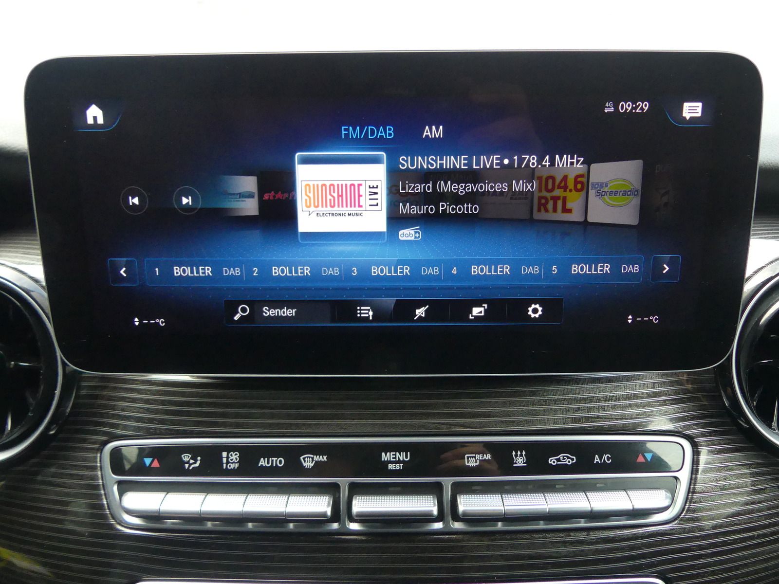 Mercedes-Benz V 220 d AVANTGARDE Lang E-TÜREN 7SITZ STHZ AHK L foto 4