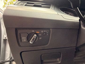 Volkswagen Passat Variant - 11
