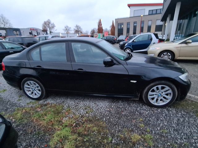 BMW 318 Baureihe 3 Lim. 318d AHK