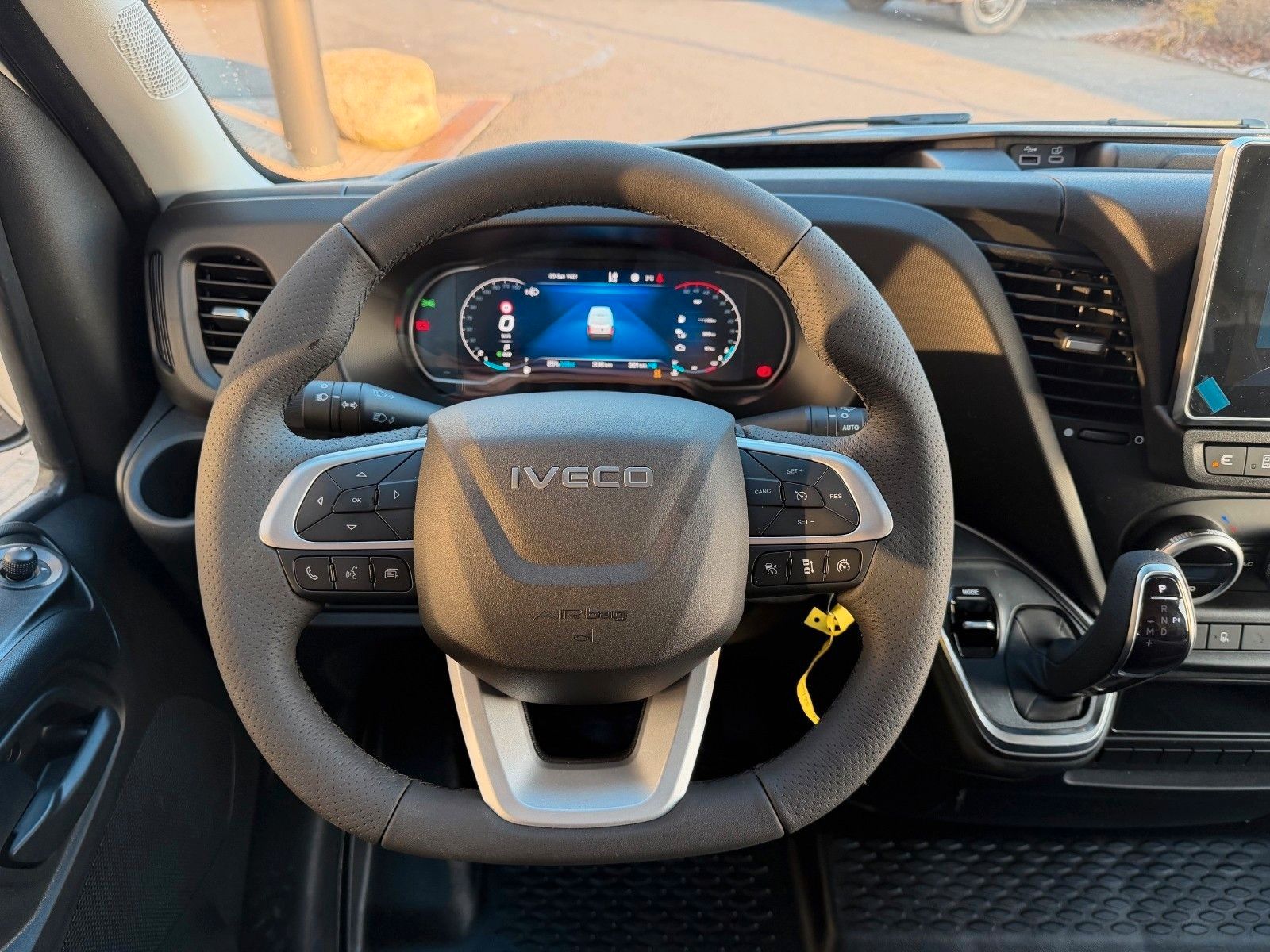 Fahrzeugabbildung Iveco Daily 35S18 HA8 *R4.100mm*Automatik*Kamera*ACC*
