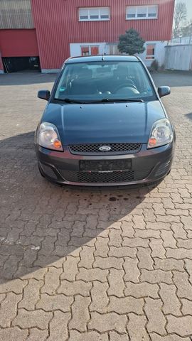 Ford Fiesta 1,4 16V Style