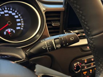 Kia Ceed SW 1.5T Kamera Klima Sitzheizung CarPlay