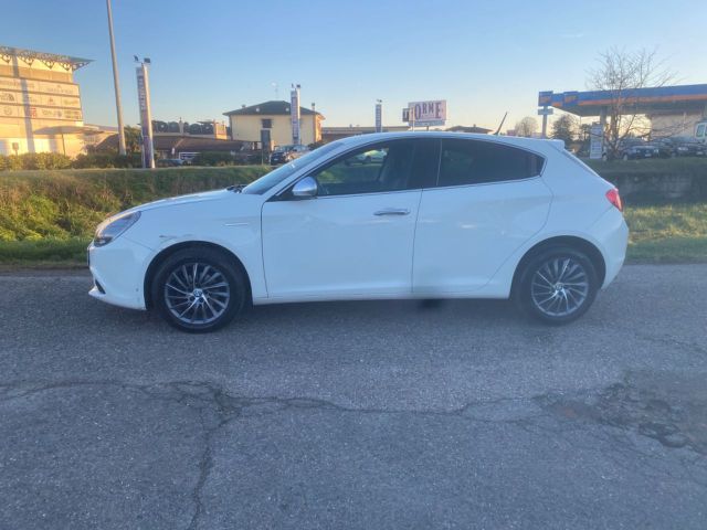 Alfa Romeo Giulietta 1.6 JTDm-2 105 CV Distincti