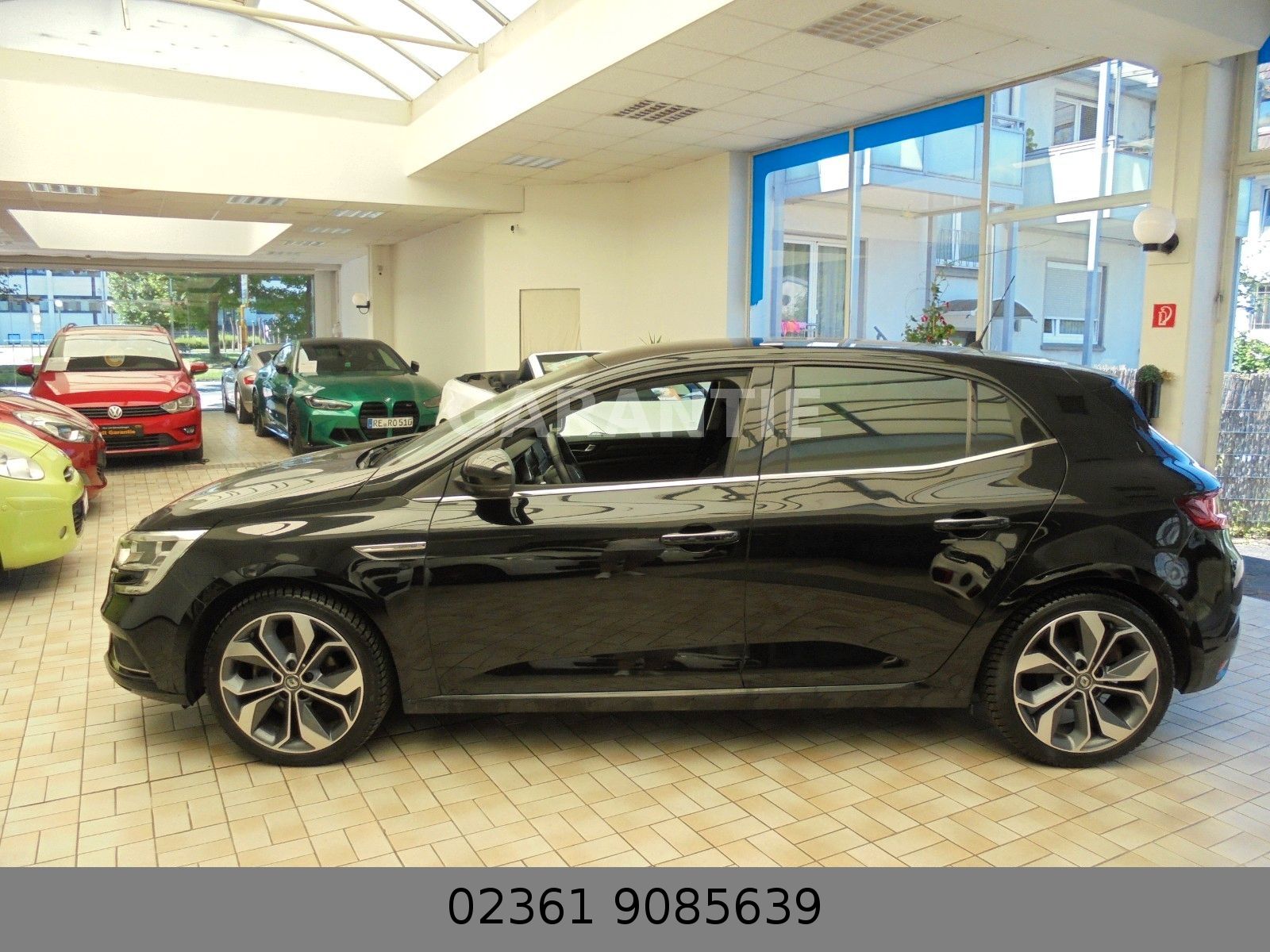 Fahrzeugabbildung Renault Megane IV Limited  Klima/Shz/Navi/Kamara/
