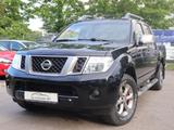 Nissan Navara Double Cab PLATINUM EVO 4X4 LB 2.5 dCi - Nissan Navara: Allradantrieb, 2.5