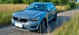 Volvo XC40 D4 AWD Momentum Pro Geartronic Momentum Pro - Volvo Gebrauchtwagen in Witten