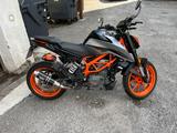 KTM Duke 390 - KTM DUKE 390