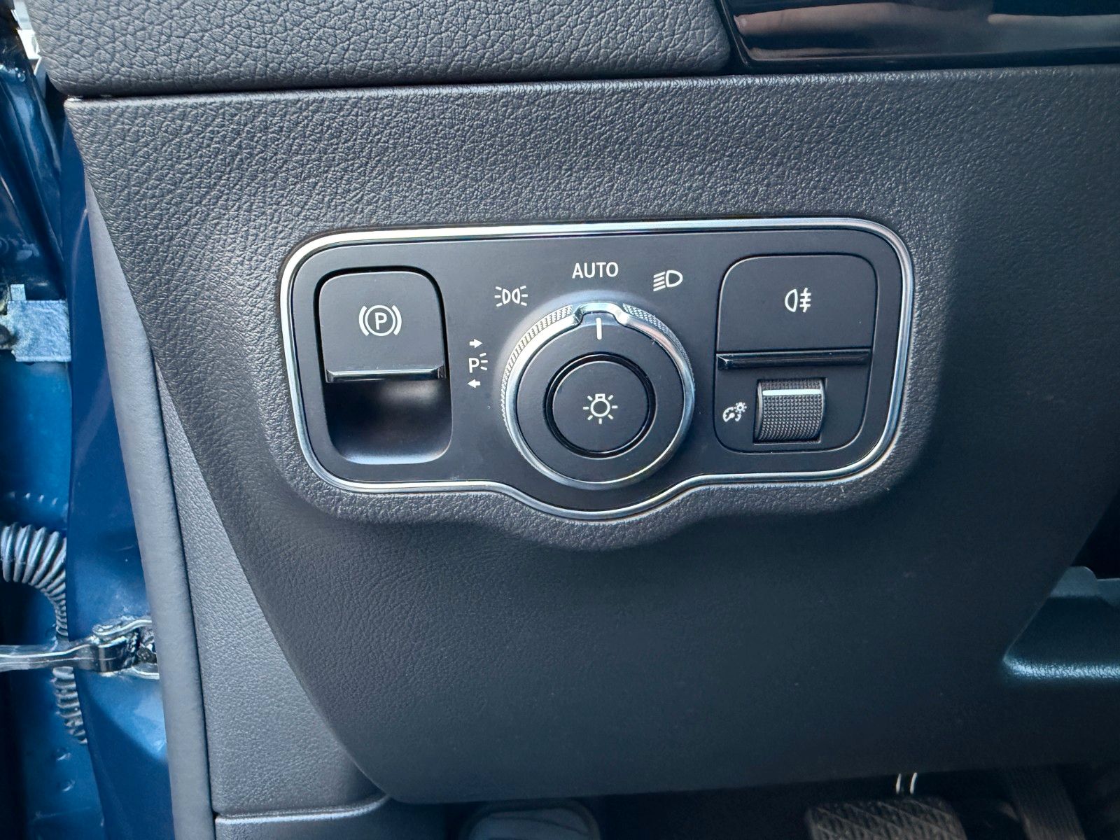Fahrzeugabbildung Mercedes-Benz B 220 d Style R-Kamera+LED+Carplay+TOTW