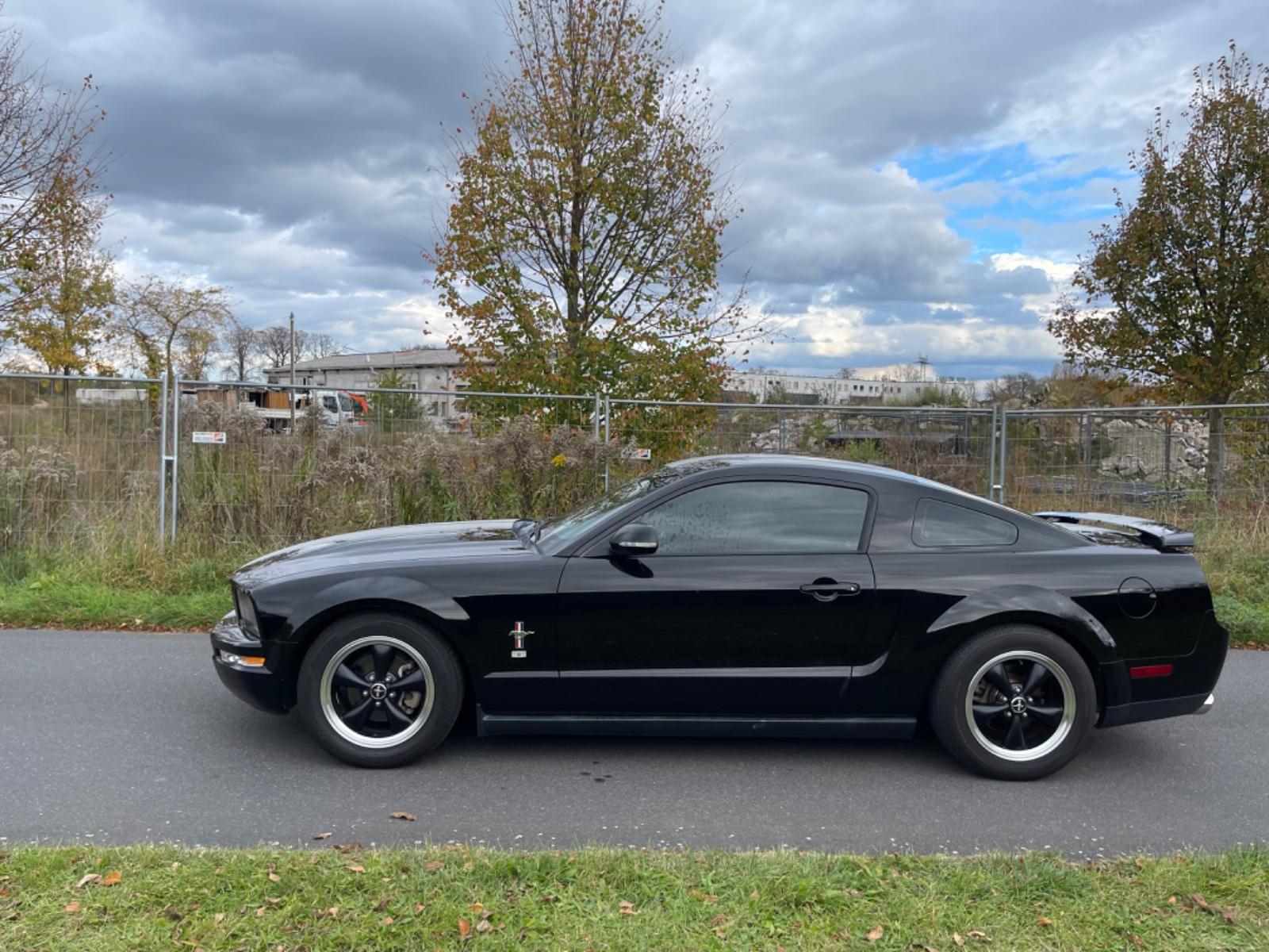 Ford Mustang Coupé 4.0 V6 213ch - 2 ème main - Edition UE - CT récent - Régulateur de vitesse