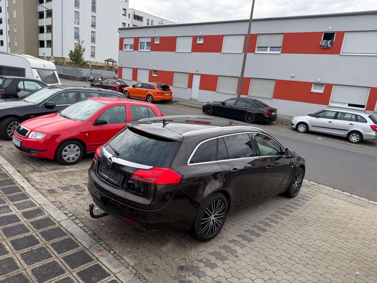 Opel Insignia 2011 — photo 17