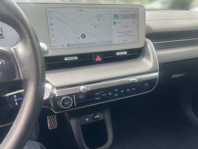 Fahrzeugabbildung Hyundai IONIQ 5 Uniq Elektro 58 kWh HUD Navi Leder Digit