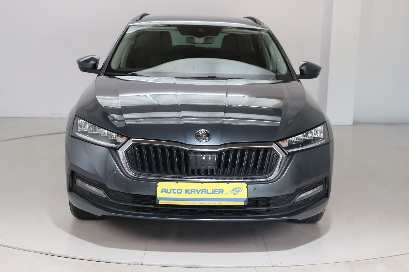 Fahrzeugabbildung SKODA Octavia Combi 1.5 TSI * RFK * LED * Keyless