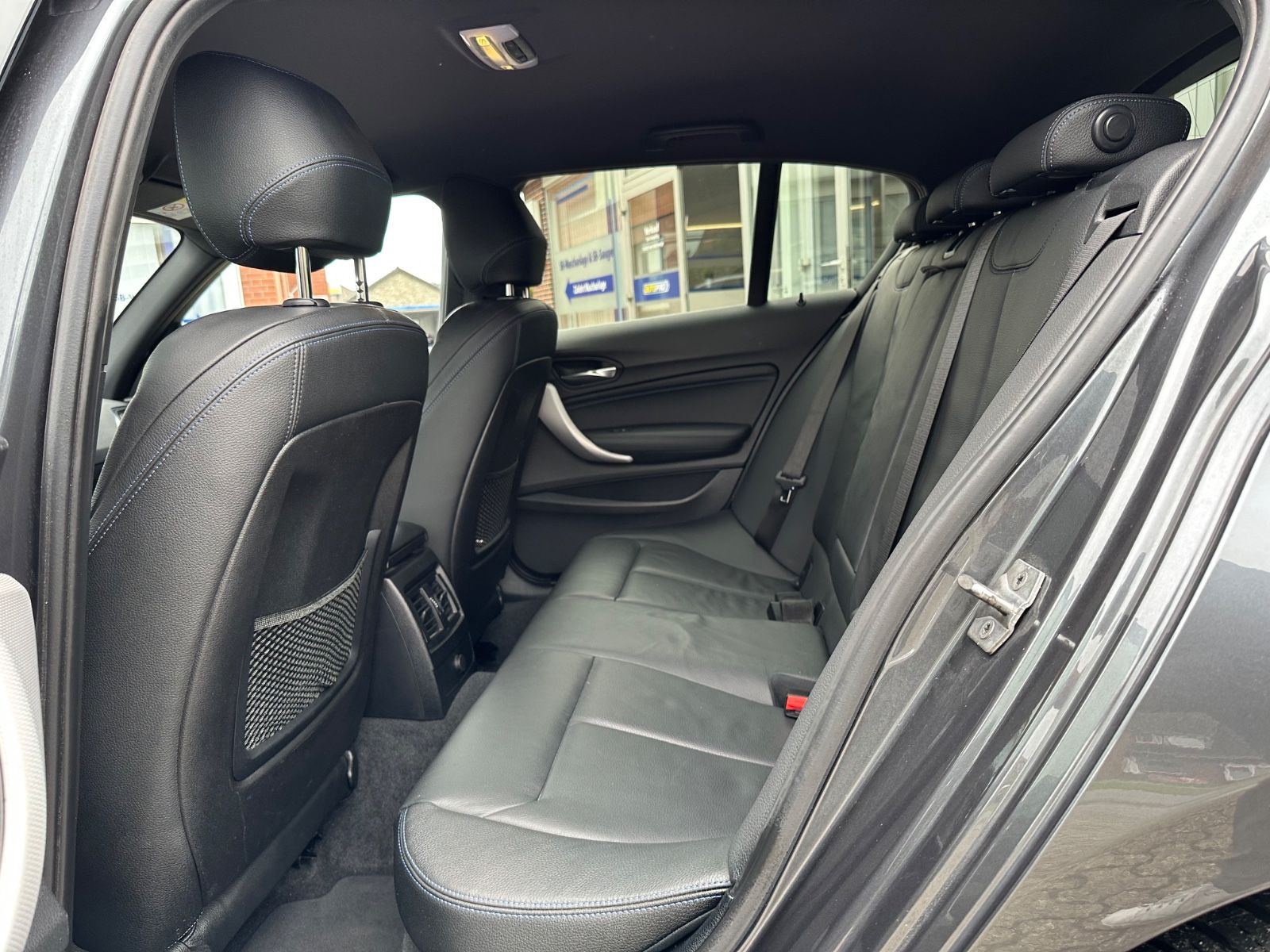 Fahrzeugabbildung BMW 125 i Edition M Sport Shadow LED/Navi/Leder/PDC