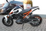 KTM Duke 125 - KTM VON 81 BIS 125 CCM
