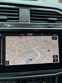 Volkswagen Tiguan Allspace - 12