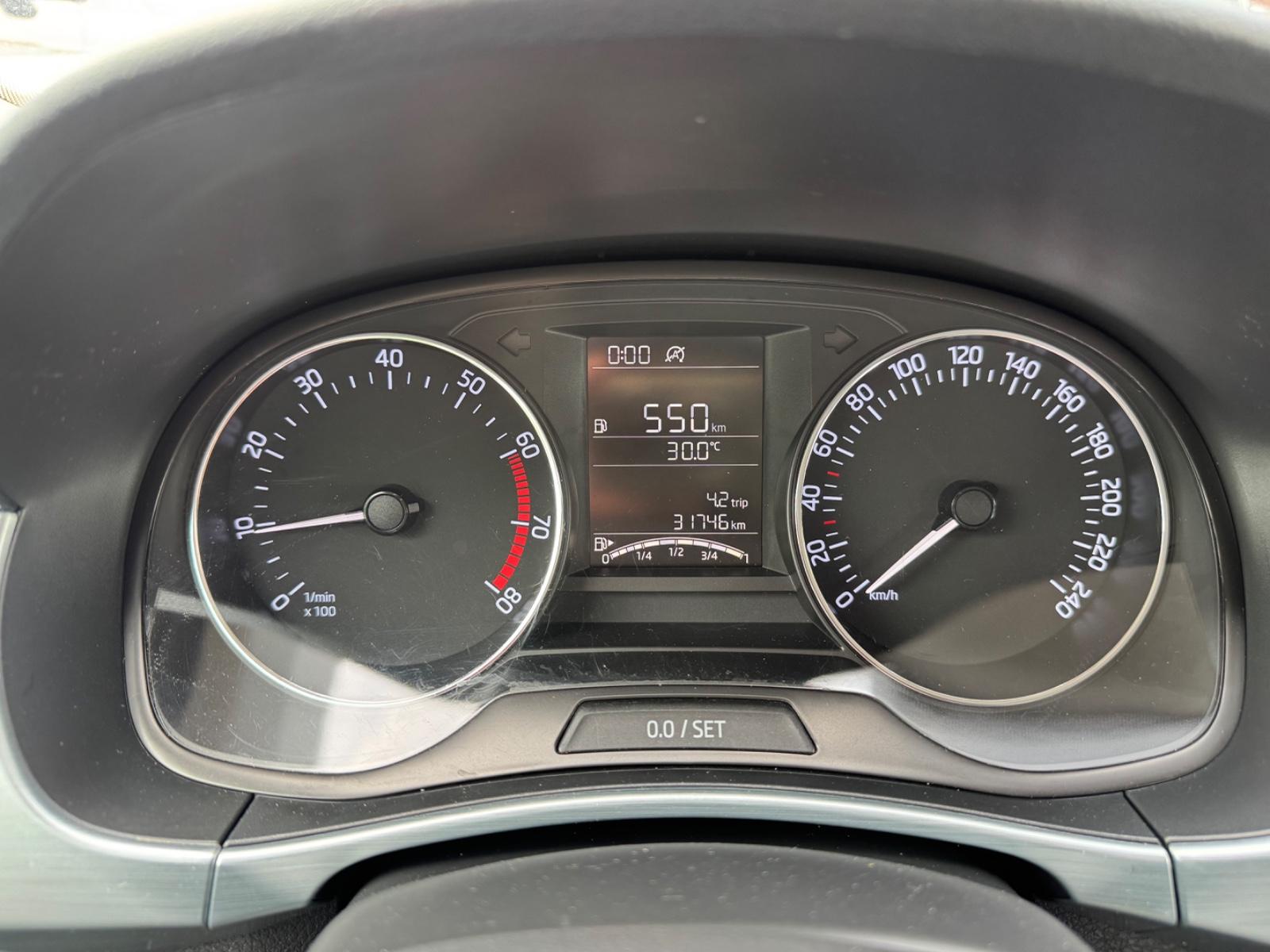 Skoda Fabia Combi Ambition,Erst 31tkm,TÜV-AU NEU,