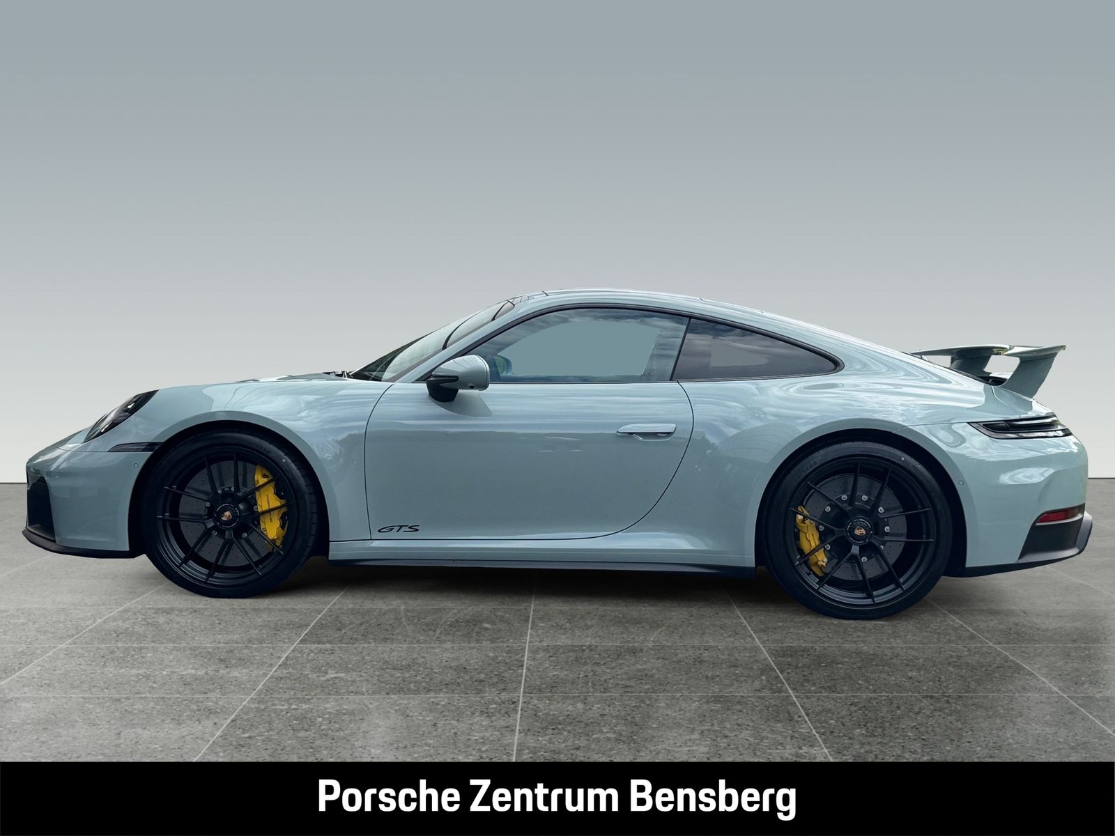 Porsche 911 Carrera GTS imagem 2