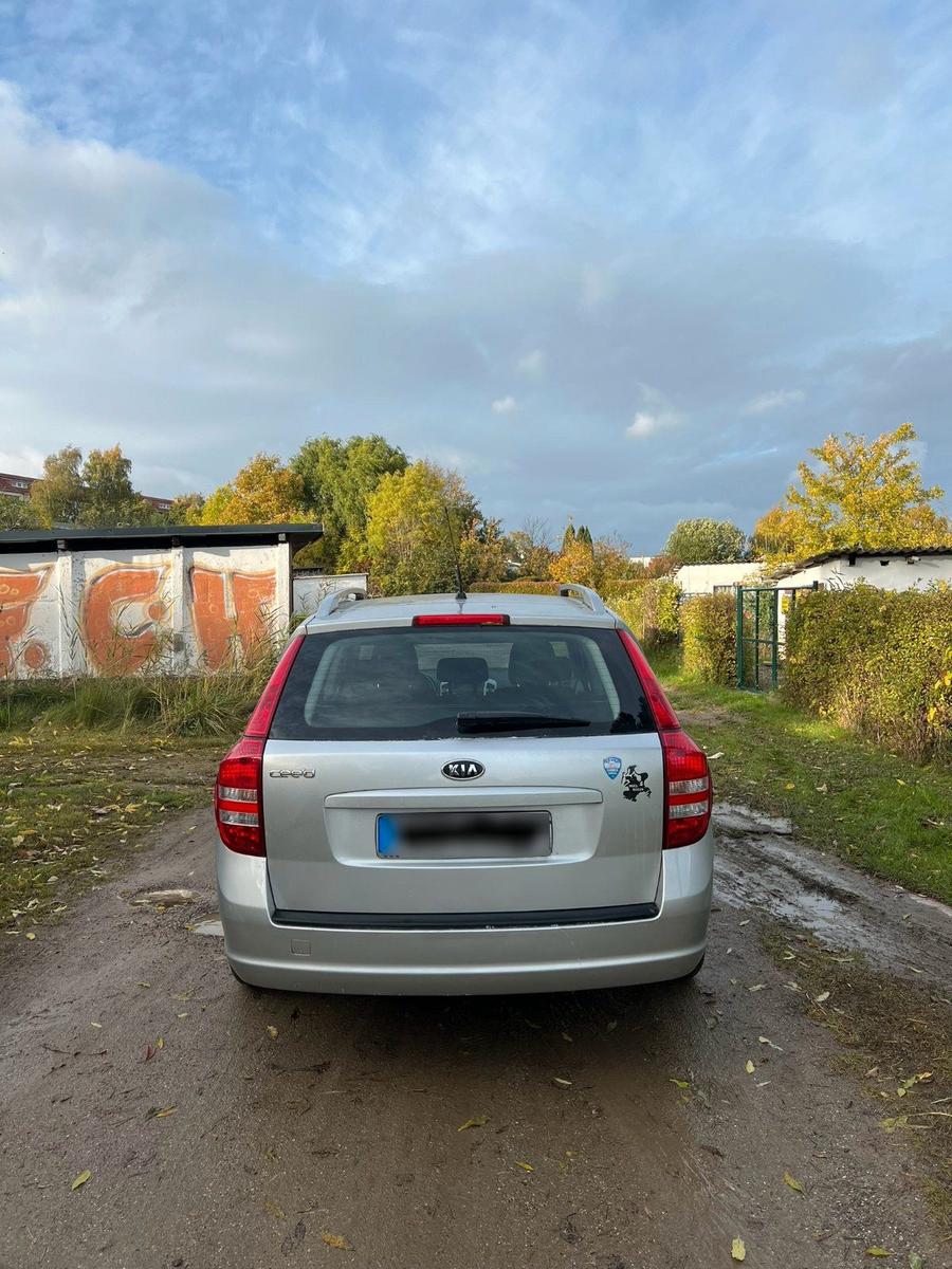 Kia cee'd 2008 — engine 122 HP (90kW)