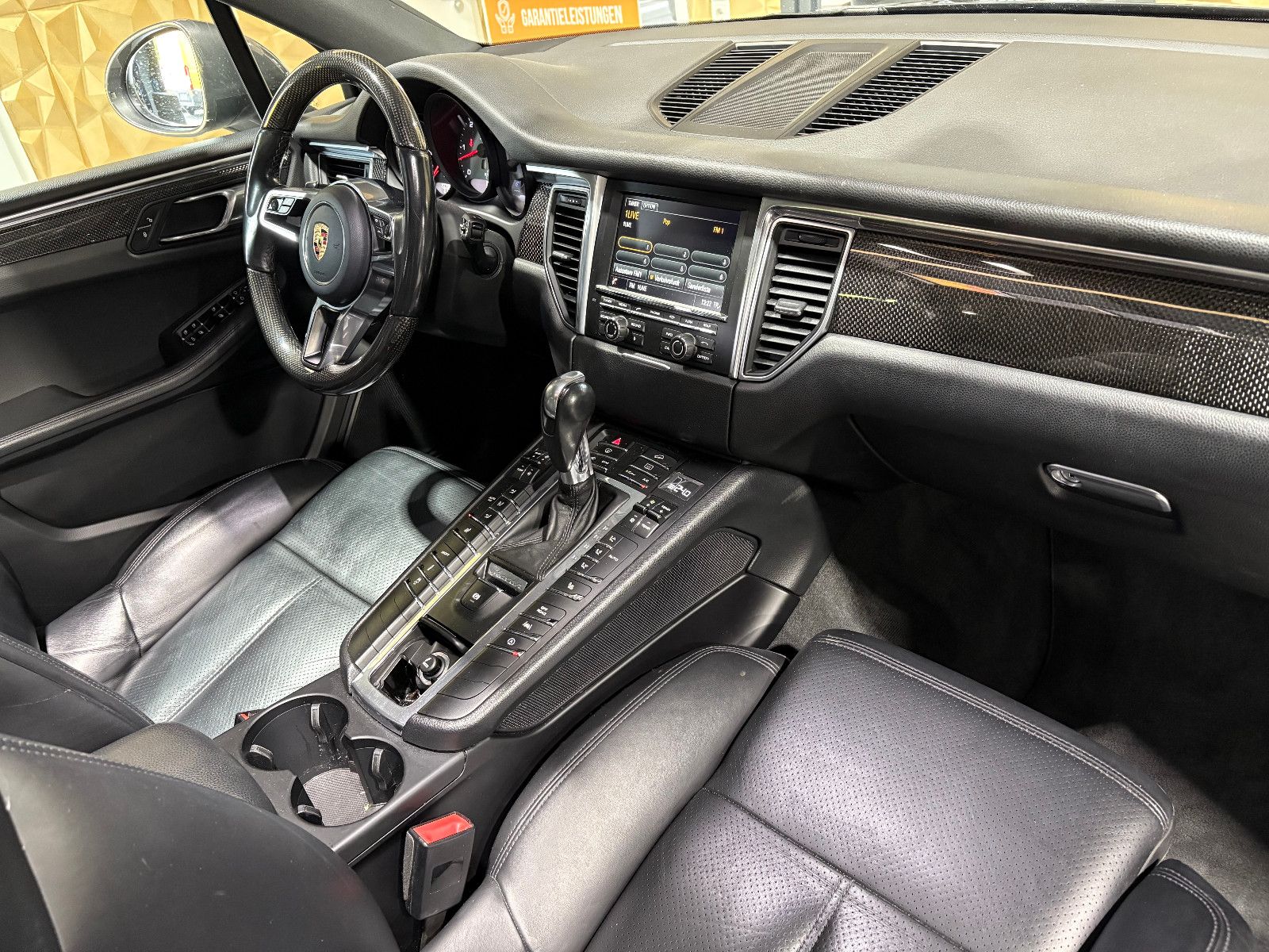 Fahrzeugabbildung Porsche Macan S Diesel/PANO/360°/MEMORY/SOUND/SHZ