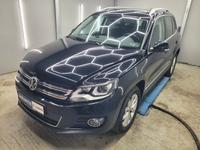Volkswagen Tiguan 2.0 Sport & Style *Pano* *Bi-Xenon* *PDC*